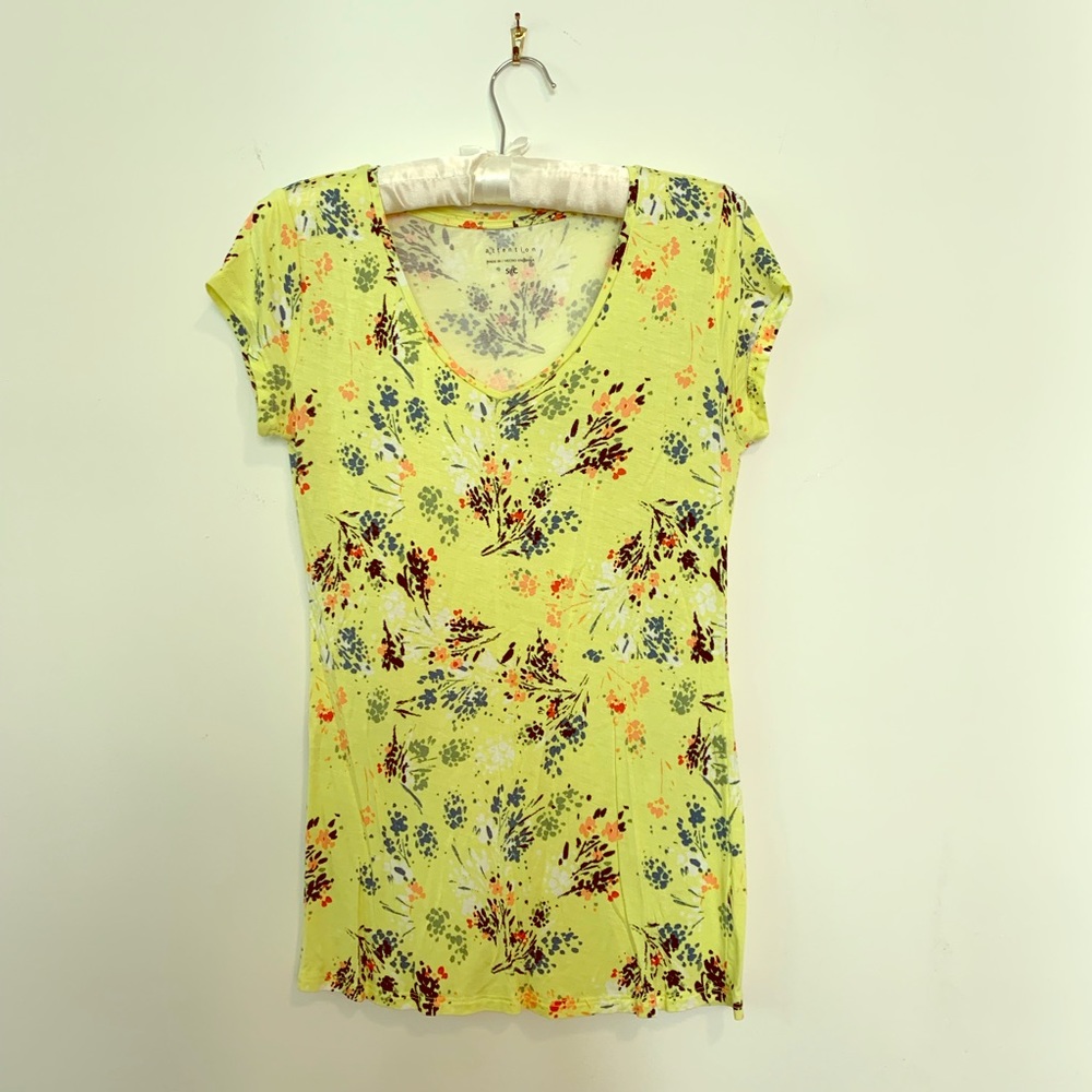 Cute summer tee!